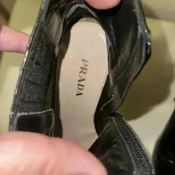 Prada ankle boots size 37. Size 6.5 - Picture 6 of 9